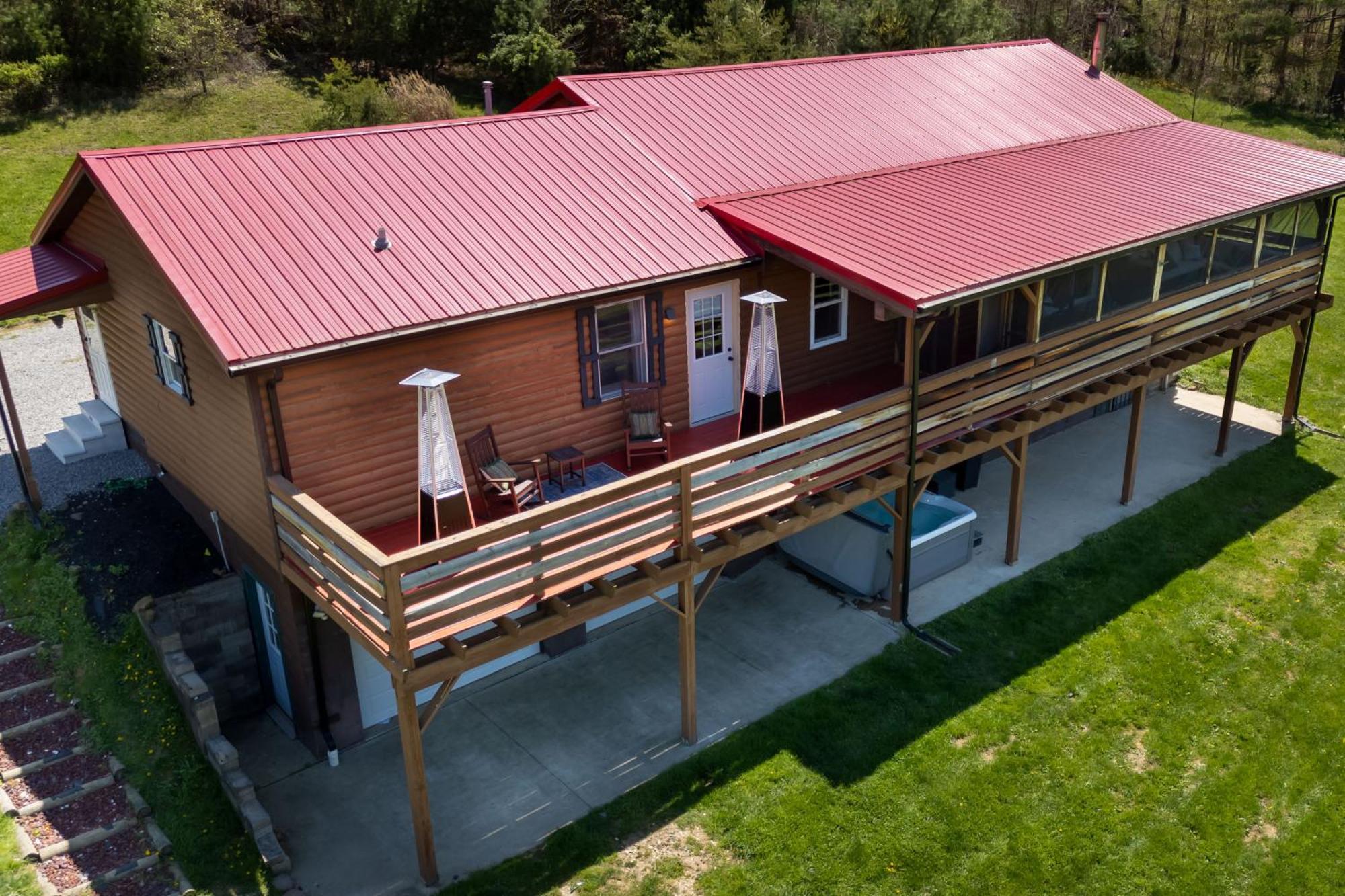 Spacious Cabin Near Hocking Hills And Caves With Hot Tub And Firepit Laurelville Zewnętrze zdjęcie