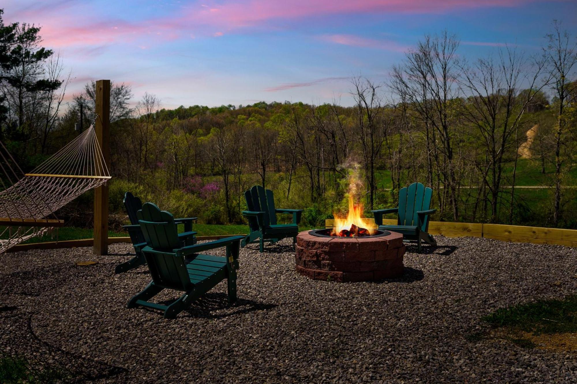 Spacious Cabin Near Hocking Hills And Caves With Hot Tub And Firepit Laurelville Zewnętrze zdjęcie